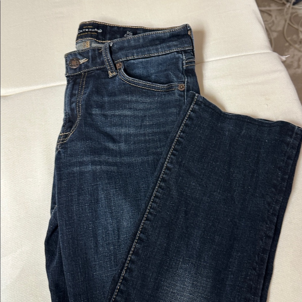 Lucky Brand and Ralph Lauren Blue Jeans - Picture 3 of 4